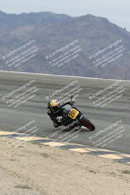 media/Nov-15-2025-Race Pace (Sat) [[8de605a2d8]]/Verified Riders/Bowl (1020am)/